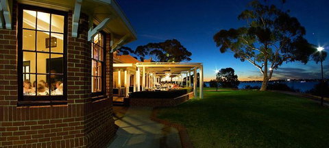 BWG Steakhouse - Maitland Accommodation 8
