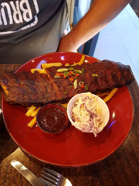 Everydays Smokin BBQ & Bar - Maitland Accommodation 5