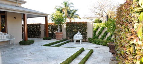 The Courtyard - Maitland Accommodation 0