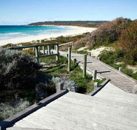 Bunkers Beach House - Maitland Accommodation