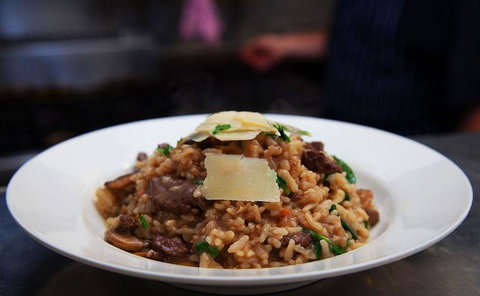 Magna's On Main - Maitland Accommodation 14