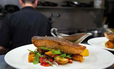 Magna's On Main - Maitland Accommodation 5