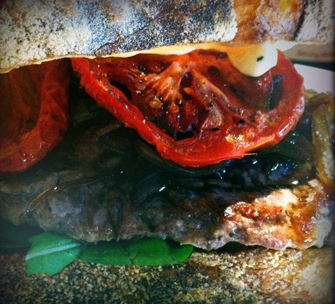 Little Kickerbell - Maitland Accommodation 10