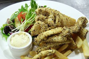 Shenanigans At The Imperial - Maitland Accommodation 3