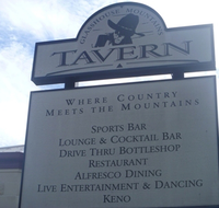 Glass House Mountains Tavern - Maitland Accommodation