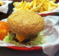 Bernies Diner - Maitland Accommodation