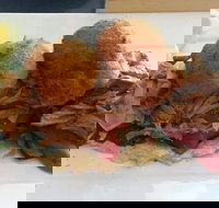 Three Little Ducks - Maitland Accommodation