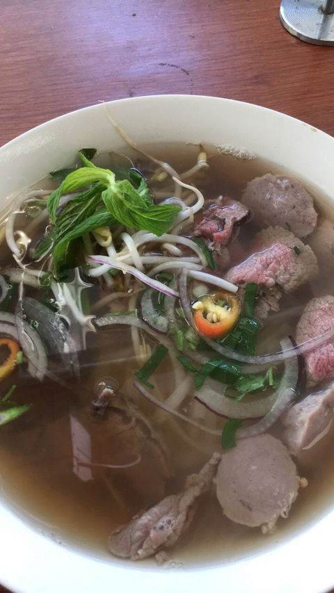 EAST Cafe & Vietnamese Bistro - Maitland Accommodation 4
