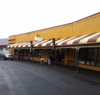 The Brown Dog - Maitland Accommodation