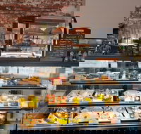 Ma petite patisserie - Maitland Accommodation