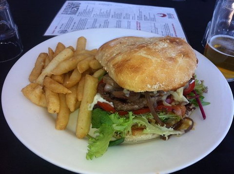 Mash - Maitland Accommodation 0