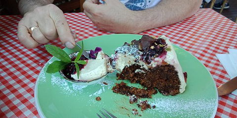 Perrella's - Maitland Accommodation 0