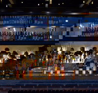 Small's Bar and Bites - Maitland Accommodation