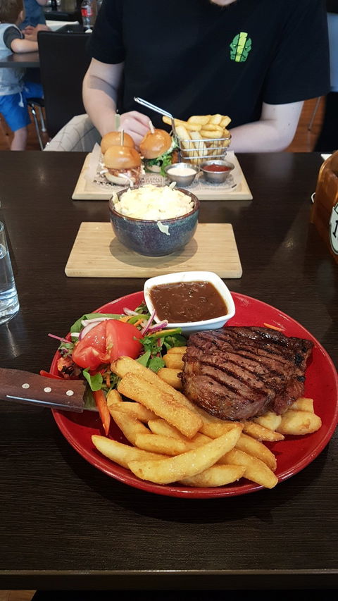 Angus & Co. - Maitland Accommodation 1