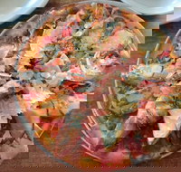 Good Life Modern Organic Pizza - Maitland Accommodation