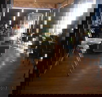 Monica's - Maitland Accommodation