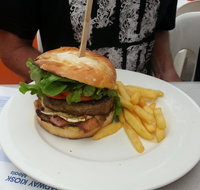 Broadway Kiosk - Maitland Accommodation