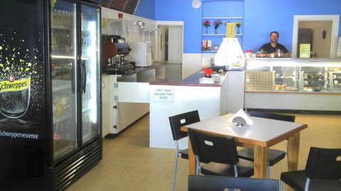 Peterborough Chicken & Seafood - Maitland Accommodation 0