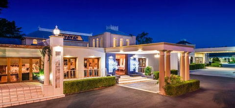 Sylvia's Restaurant & Wine Bar - Maitland Accommodation 10