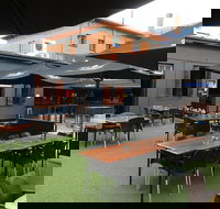 Commercial Hotel - Maitland Accommodation