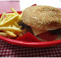 Mel's Diner  takeaway - Maitland Accommodation