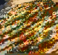Ducks Pizzas  Burgers - Maitland Accommodation