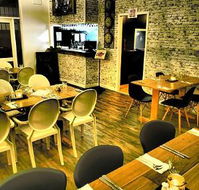 The Swae  Ivy - Bar  Restaurant - Maitland Accommodation