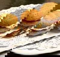 Coachman Coffee Lounge - Maitland Accommodation