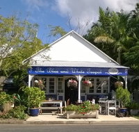 The Blue and White Teapot Cafe - Maitland Accommodation