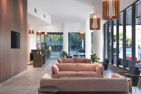 Courtyard Brisbane South Bank - Maitland Accommodation 2