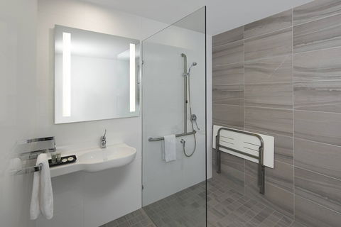 Courtyard Brisbane South Bank - Maitland Accommodation 7