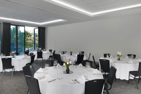 Courtyard Brisbane South Bank - Maitland Accommodation 10
