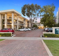 The Peninsula Riverside Apartments - Maitland Accommodation