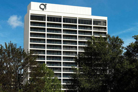 QT Canberra - Maitland Accommodation 0