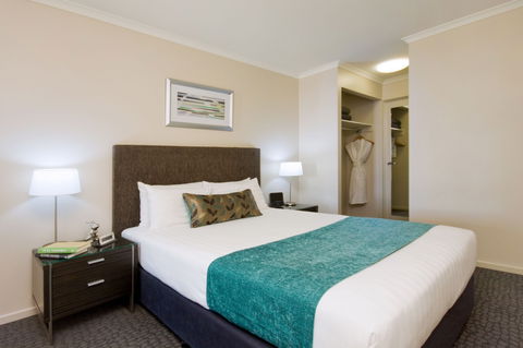 Pacific Suites Canberra - Maitland Accommodation 4