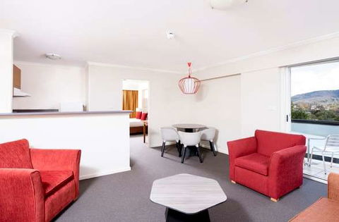 Mantra On Northbourne - Maitland Accommodation 13