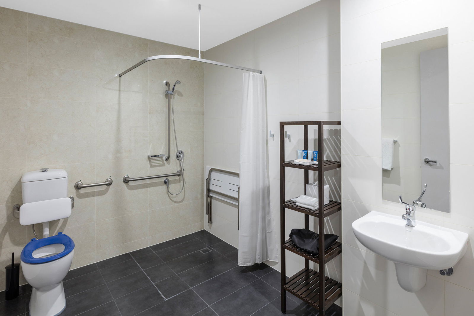North Sydney NSW Maitland Accommodation