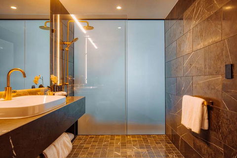 Eatons Hill Hotel - Maitland Accommodation 5