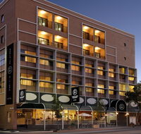 Adelaide Riviera Hotel - Maitland Accommodation