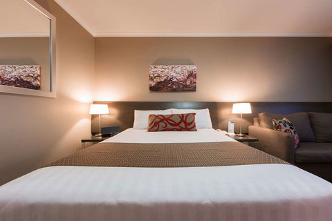 Pavilion on Northbourne - Maitland Accommodation 5