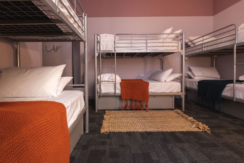 United Backpackers - Maitland Accommodation 6