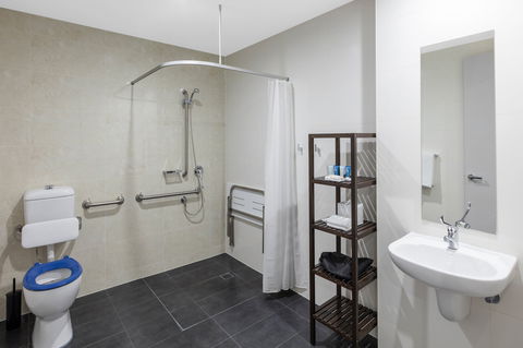 Meriton Serviced Apartments North Sydney - Maitland Accommodation 0