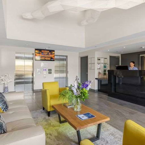 H on Mitchell Apartment Hotel - Maitland Accommodation 0