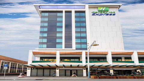 Holiday Inn Express Adelaide City Centre - Maitland Accommodation 1