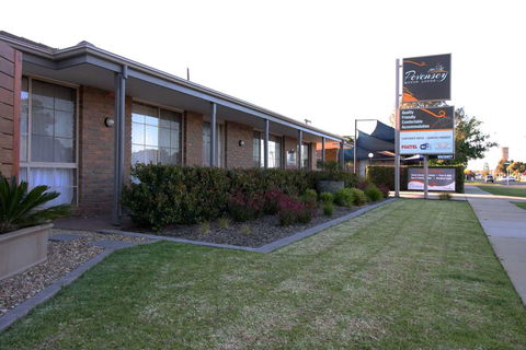 Pevensey Motor Lodge - Maitland Accommodation 0