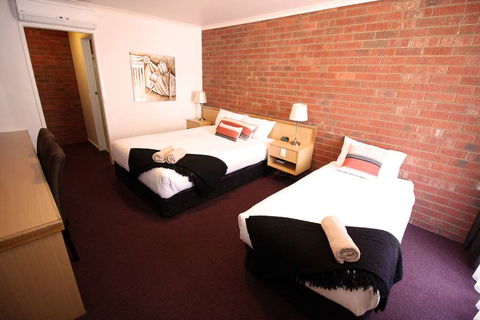 Pevensey Motor Lodge - Maitland Accommodation 1