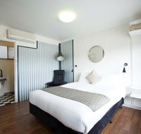 Siesta Central Apartments - Maitland Accommodation