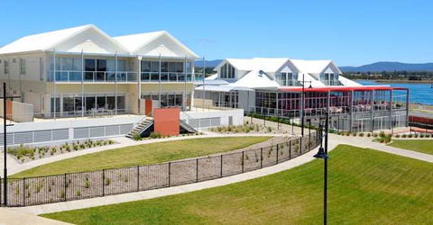 York Cove - Maitland Accommodation 0