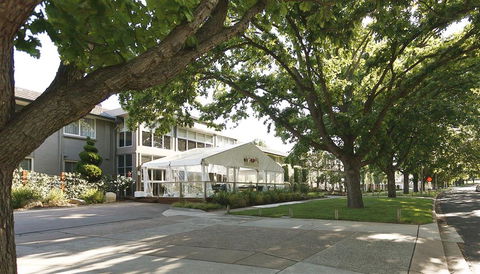 Forrest Hotel & Apartments - Maitland Accommodation 0