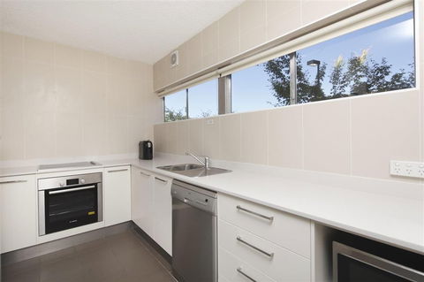 Forrest Hotel & Apartments - Maitland Accommodation 1